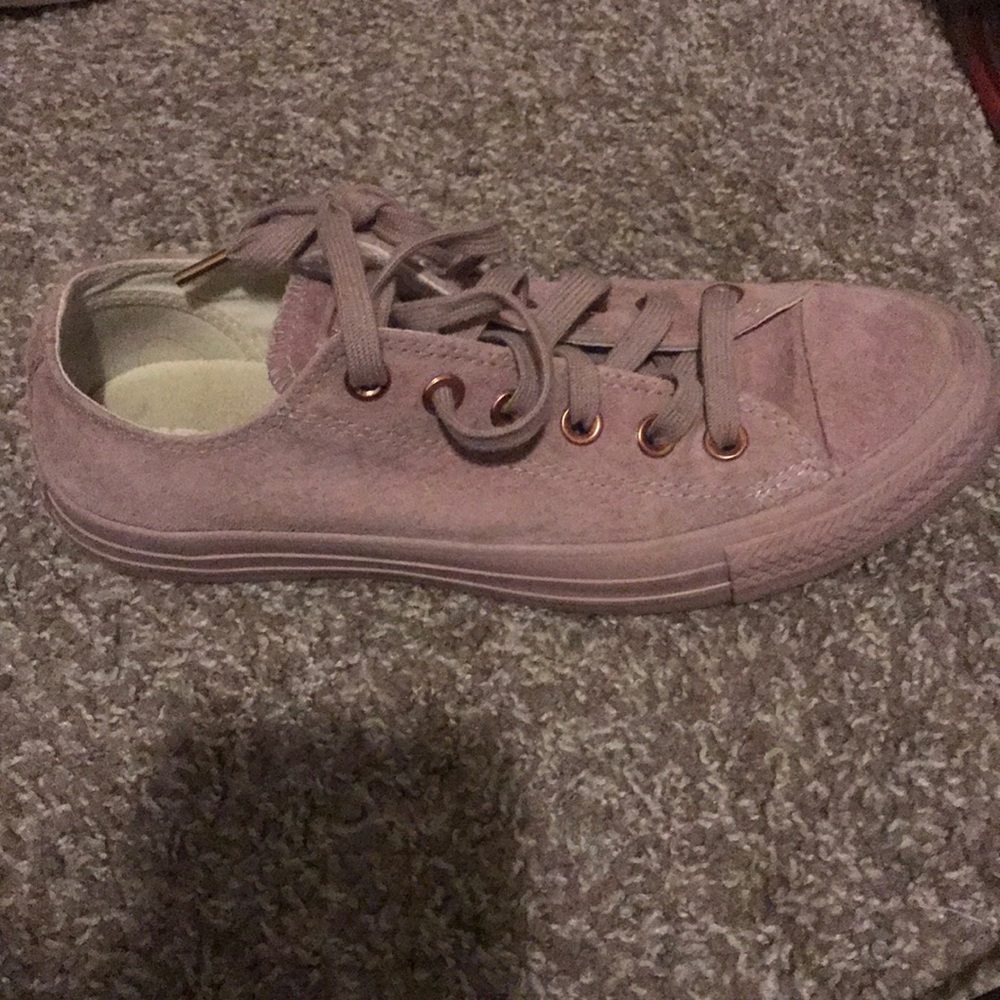 Lilac converse